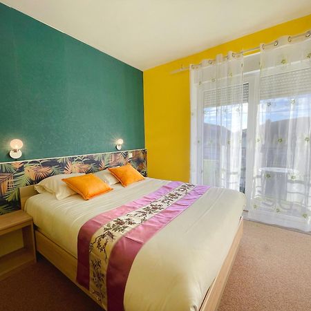 Hotel Le Роншан Екстериор снимка