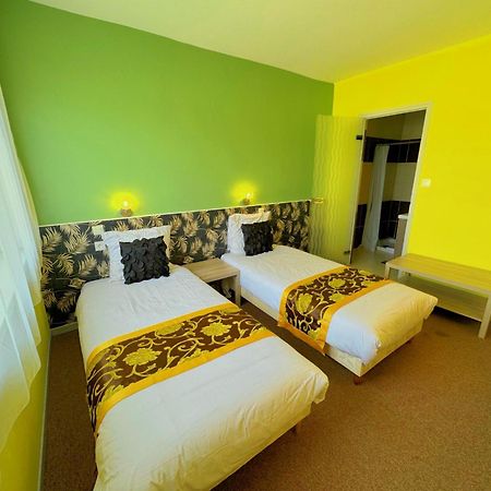 Hotel Le Роншан Екстериор снимка