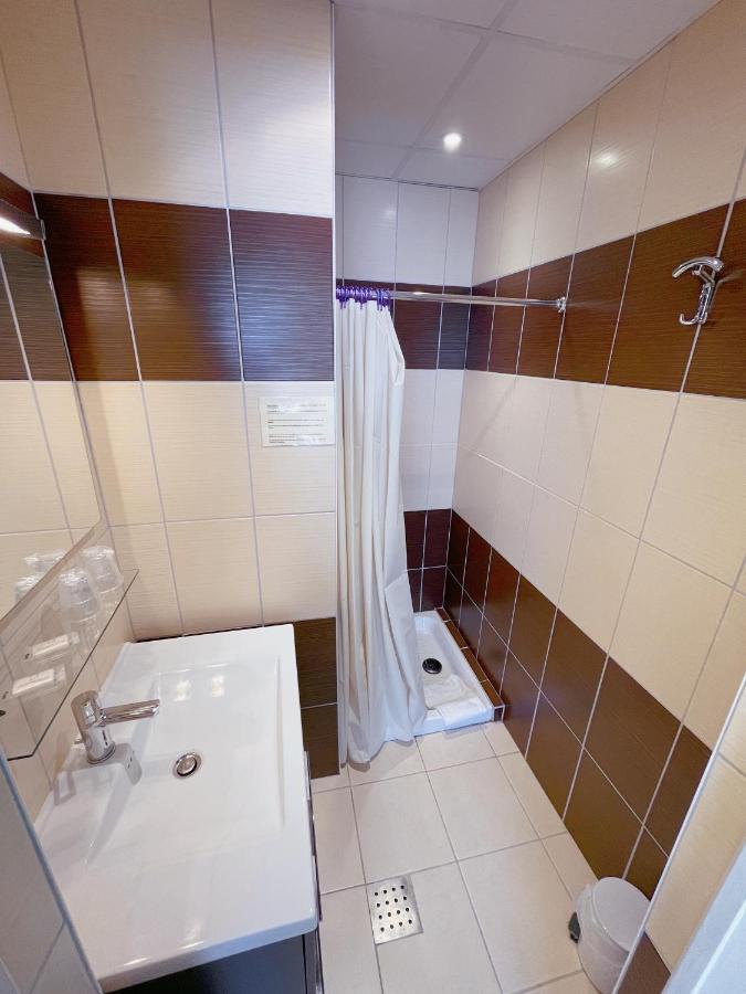 Hotel Le Роншан Екстериор снимка
